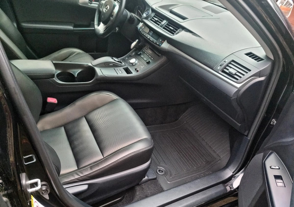Lexus CT cena 45480 przebieg: 217000, rok produkcji 2012 z Białystok małe 211
